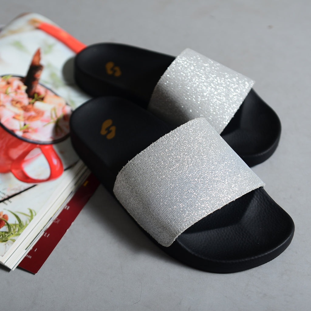New Solemate sparkle black silver slides style trend fashion cool lifestyle casual style summer beach chill foowear happy creative outdoor weather picnic comforts