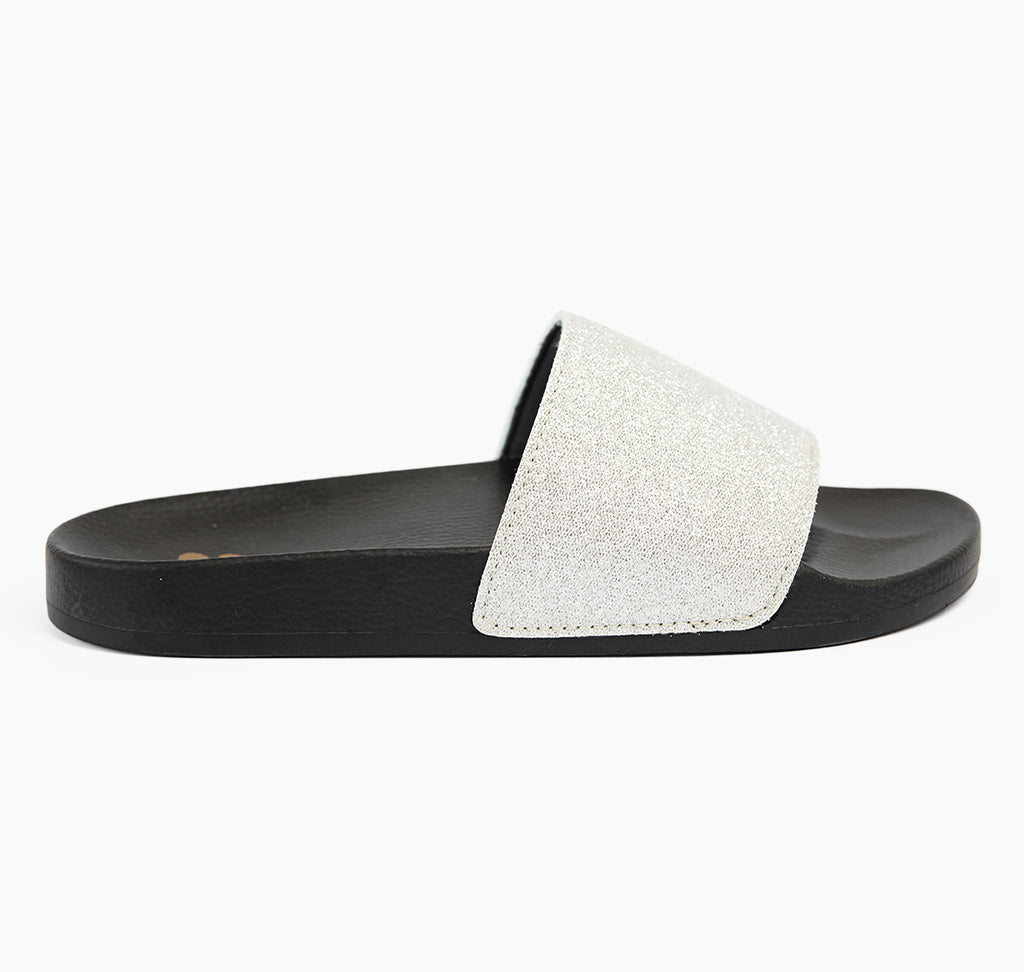 Solemate sparkle black silver slides style trend fashion cool lifestyle casual style summer beach chill footwear happy creative outdoor weather picnic comfort
